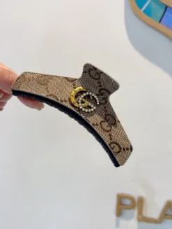 Alternative view of GUCCI Hair Accessories D520260503338949