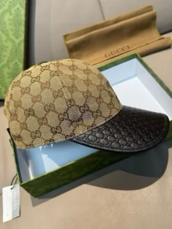 Alternative view of GUCCI Hats & Caps F520260503024949