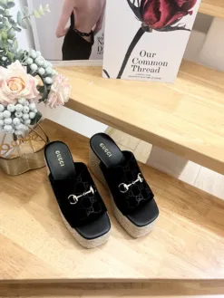 Alternative view of GUCCI Heels EU36-41 B80202605030186129