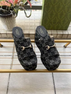 Alternative view of GUCCI Heels EU36-41 B80202605030193129