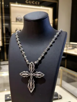 Alternative view of GUCCI Necklaces A2520260504010569