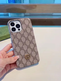 GUCCI Phone & Computer & Gadgets E020260503237649