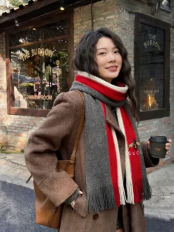 Alternative view of GUCCI Scarves A3020260504935069