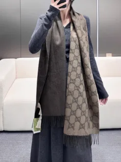 GUCCI Scarves A3520260504189369