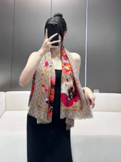 GUCCI Scarves A75202605041078489