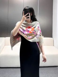 Alternative view of GUCCI Scarves A75202605041078589
