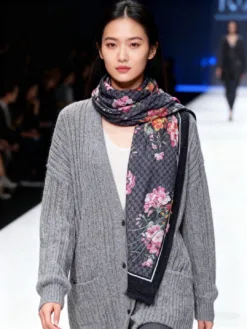 Alternative view of GUCCI Scarves A9520260504273989