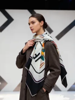 Alternative view of GUCCI Scarves B0520260504041889
