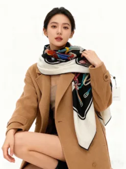 Alternative view of GUCCI Scarves B05202605041027489