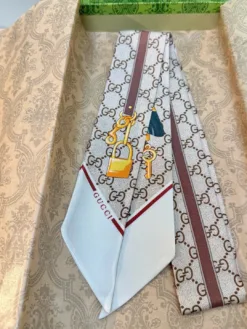 GUCCI Scarves E020260504974349
