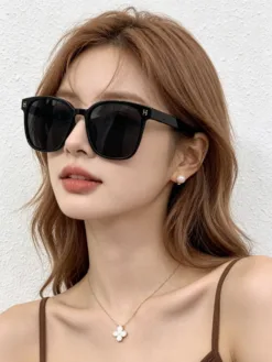 HERMES Glasses & Sunglasses F520260504290449