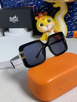 Alternative view of HERMES Glasses & Sunglasses G020260504840559