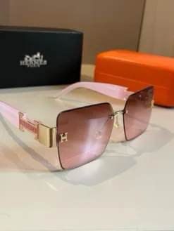 HERMES Glasses & Sunglasses H020260504245959