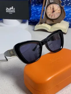 Alternative view of HERMES Glasses & Sunglasses H020260504514159