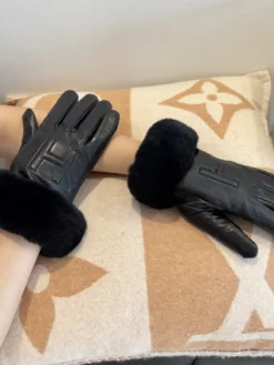 Alternative view of HERMES Gloves A0520260503652869