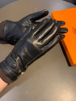 Alternative view of HERMES Gloves A1520260503491569