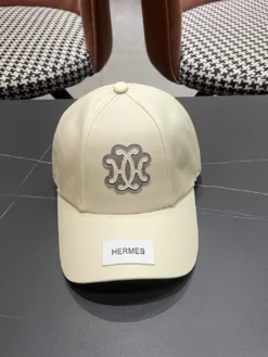 HERMES Hats & Caps F020260503529149