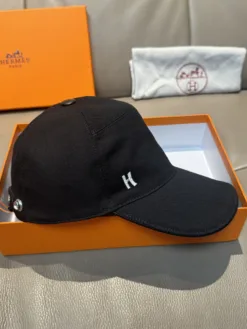 Alternative view of HERMES Hats & Caps F520260503084749