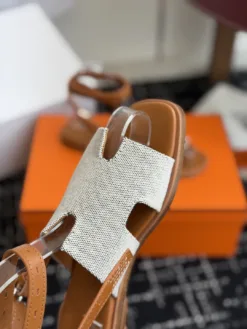 Alternative view of HERMES Sandals & Slides EU35-41 D00202605030974159