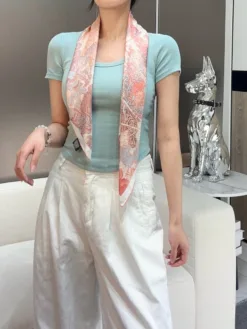Alternative view of HERMES Scarves A7520260504145289