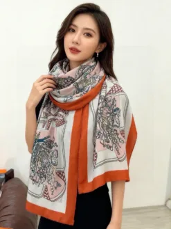 Alternative view of HERMES Scarves A9520260504146289