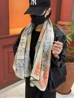 Alternative view of HERMES Scarves B0520260504100089