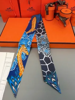 Alternative view of HERMES Scarves D520260504311449