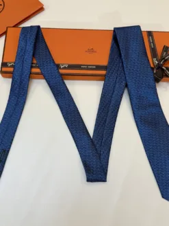 Alternative view of HERMES Ties E020260504101349