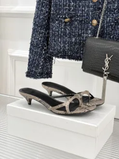 KHAITE Sandals & Slides EU35-39 B80202605030581129
