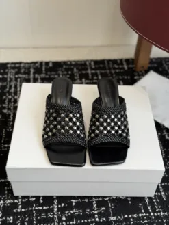 KHAITE Sandals & Slides EU35-40 C35202605033273139