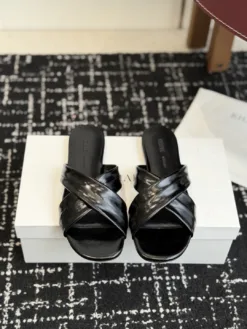 KHAITE Sandals & Slides EU35-40 C70202605033201149