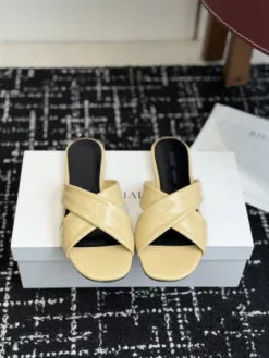 KHAITE Sandals & Slides EU35-40 C70202605033202149