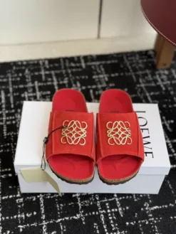 LOEWE Sandals & Slides EU35-44 B50202605032639119