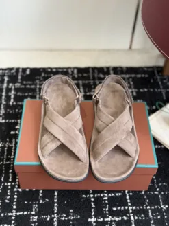 LORO PIANA Sandals & Slides EU35-41 B90202605031035129