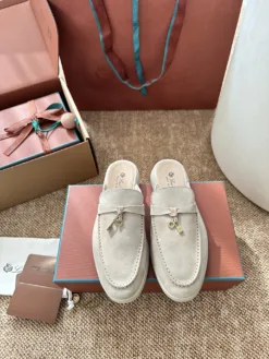 LORO PIANA Sandals & Slides EU35-42 B90202605032888129