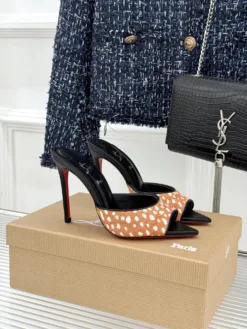 LOUBOUTIN Heels EU35-39 C00202605030556129
