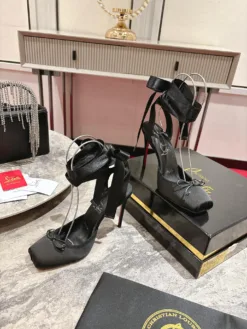 Alternative view of LOUBOUTIN Heels EU35-40 C40202605033597139