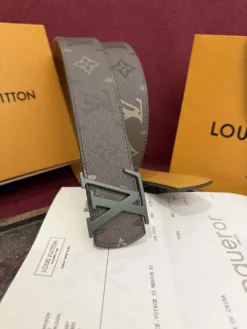 Alternative view of LV Belts Men D020260504022849