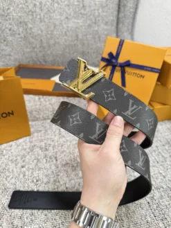 Alternative view of LV Belts Unisex A6020260504005179