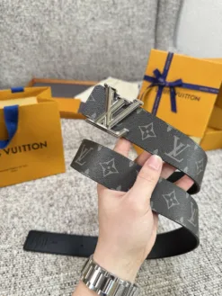 Alternative view of LV Belts Unisex A6020260504005279