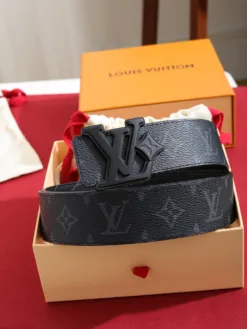Alternative view of LV Belts Unisex A6020260504018279