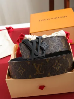 Alternative view of LV Belts Unisex A6020260504018579
