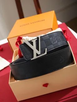 Alternative view of LV Belts Unisex D020260504021049