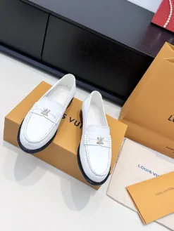 LV Flats & Loafers EU35-39 C60202605031547149