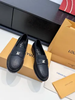 LV Flats & Loafers EU35-39 C60202605031548149
