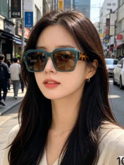 Alternative view of LV Glasses & Sunglasses A0020260504518259