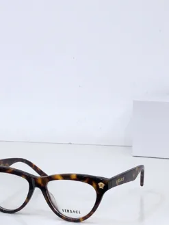 LV Glasses & Sunglasses A1520260504344769