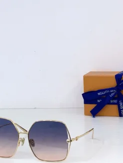 LV Glasses & Sunglasses A3520260504178769