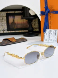 LV Glasses & Sunglasses A3520260504381569