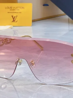Alternative view of LV Glasses & Sunglasses A4520260504452279